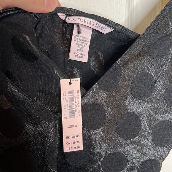 HOST PICK Victoria’s Secret NWT Satin Top - Picture 2 of 3